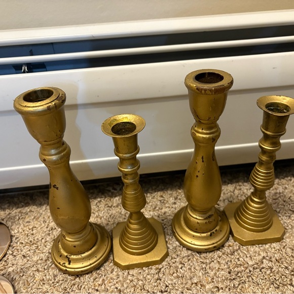 Gold Classic Candle Holders Set with Elegant Design - Picture 1 of 1